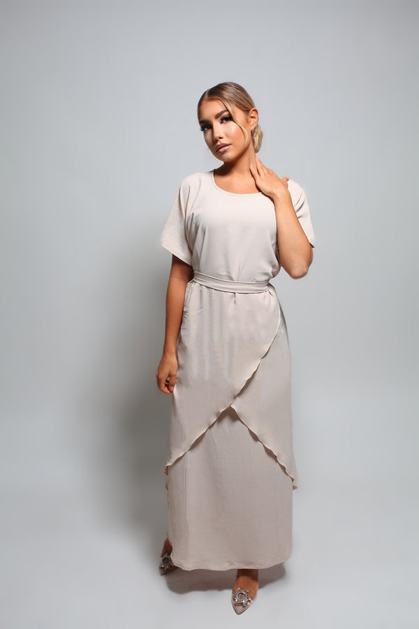 Abaya set et hijab offert - Nude